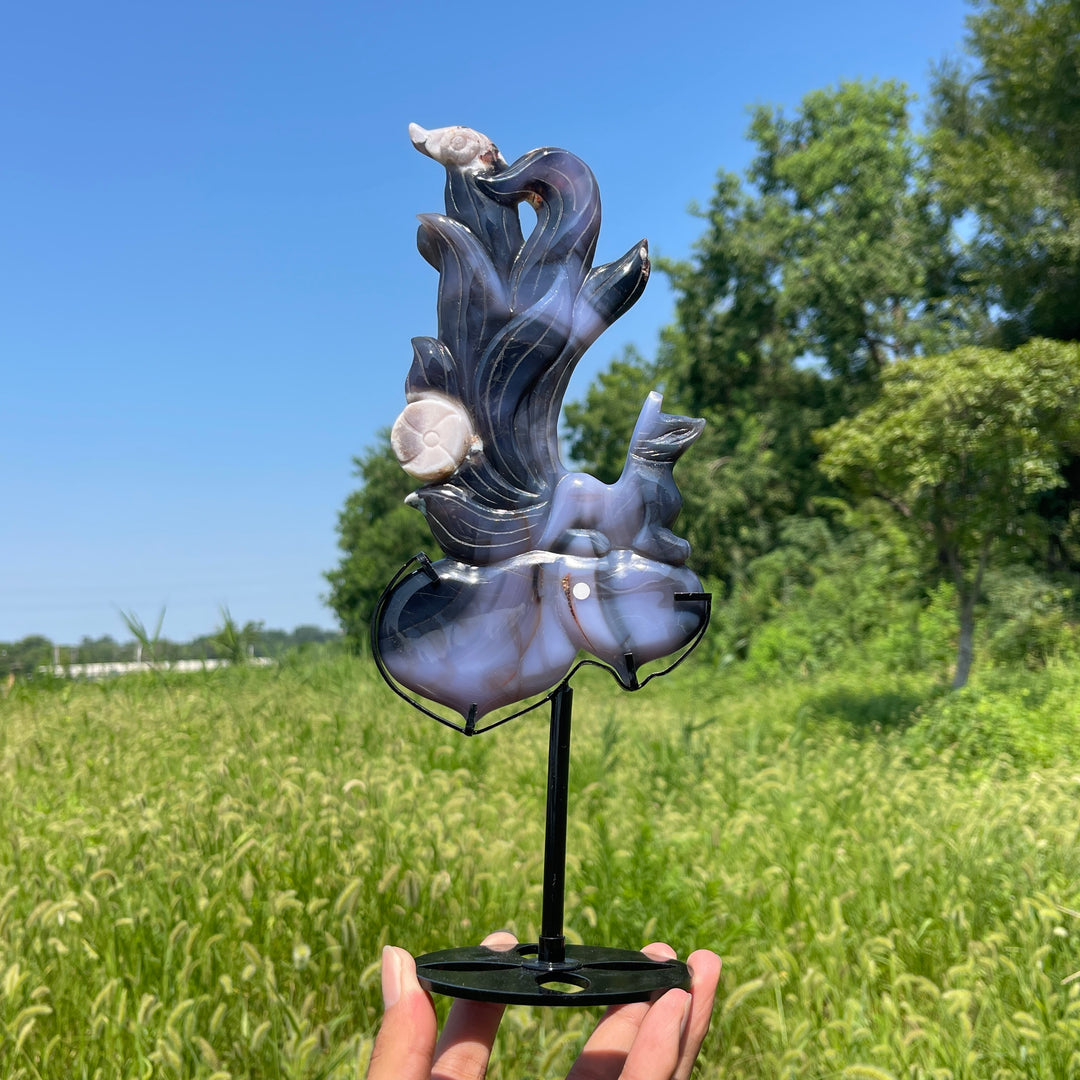 Unique,A Slightly Imperfect Natural Blue Flower Agate Nine‑Tailed Fox