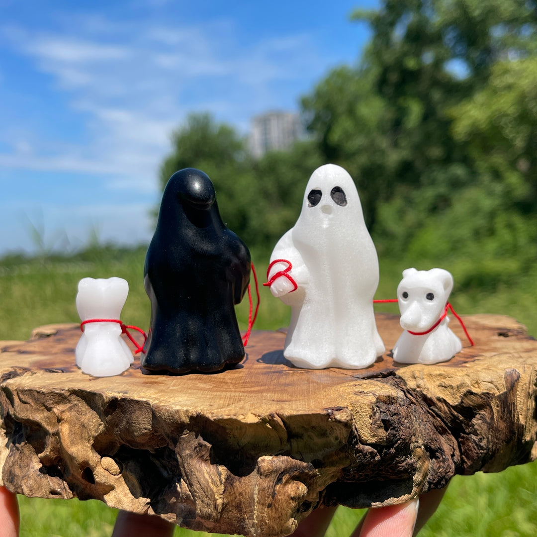 Natural Crystal Ghost Walking Dog Carving