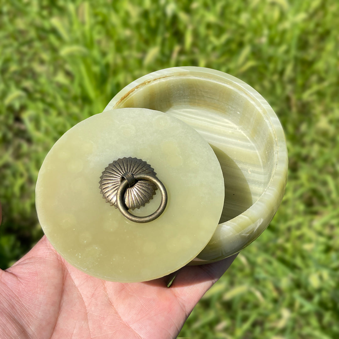 Unique,A Slightly Imperfect Natural Crystal Afghanistan Jade Trinket Box