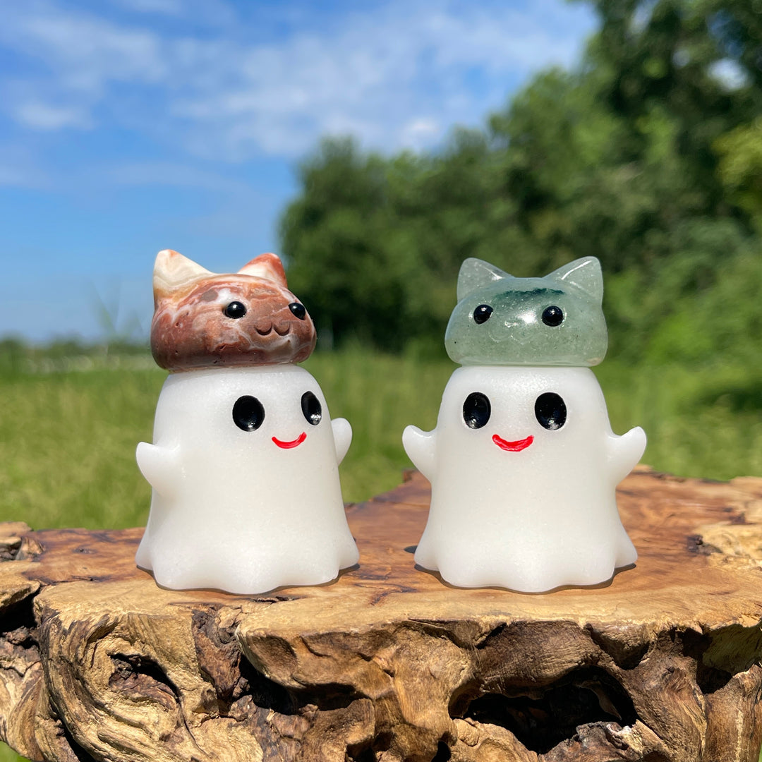 Natural Crystal Ghost Bun Cat Carving