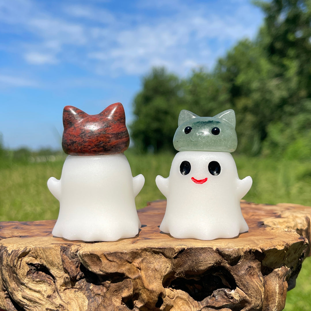 Natural Crystal Ghost Bun Cat Carving
