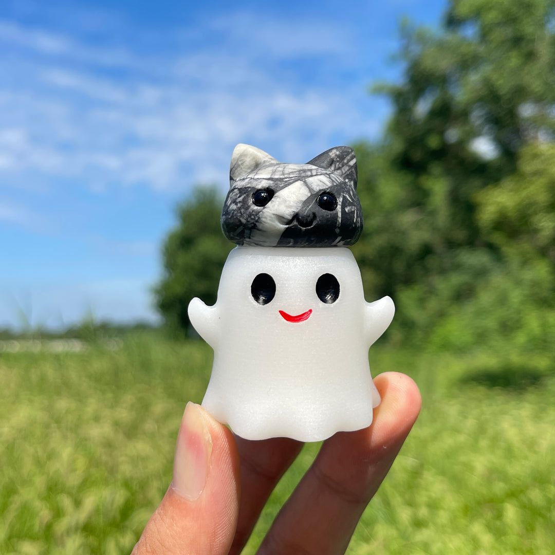 Natural Crystal Ghost Bun Cat Carving