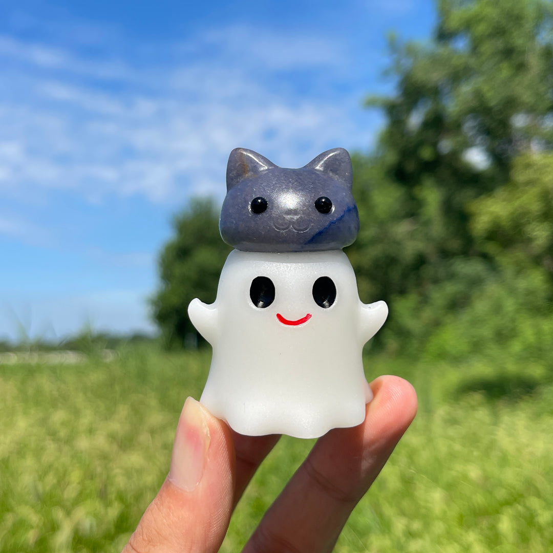 Natural Crystal Ghost Bun Cat Carving