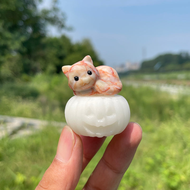 Natural Crystal Pumpkin Lying Cat Carving