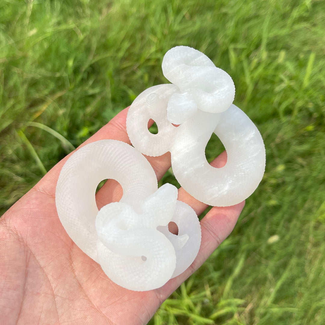 Natural Crystal Afghanistan Jade Snake Carving