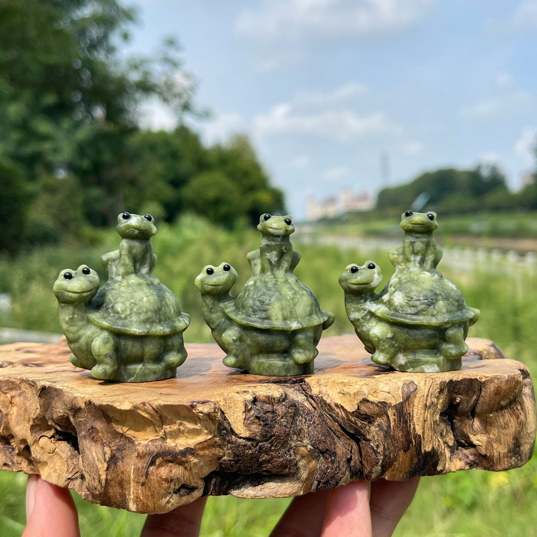 Natural Crystal Serpentine Turtle Frog Carving