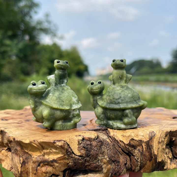 Natural Crystal Serpentine Turtle Frog Carving
