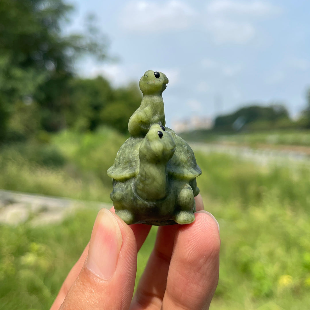 Natural Crystal Serpentine Turtle Frog Carving