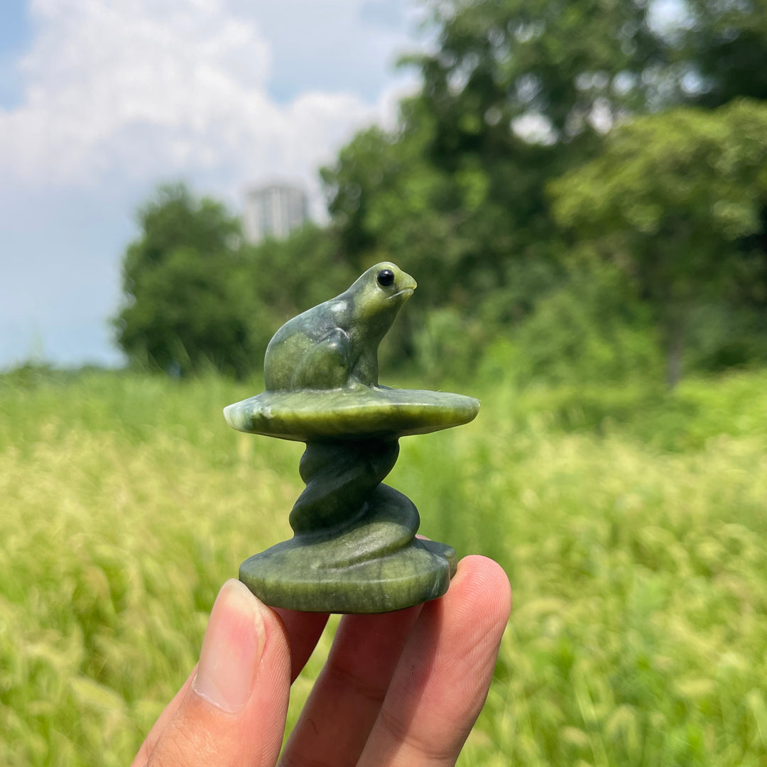 Natural Crystal Serpentine Frog Sitting On Platform