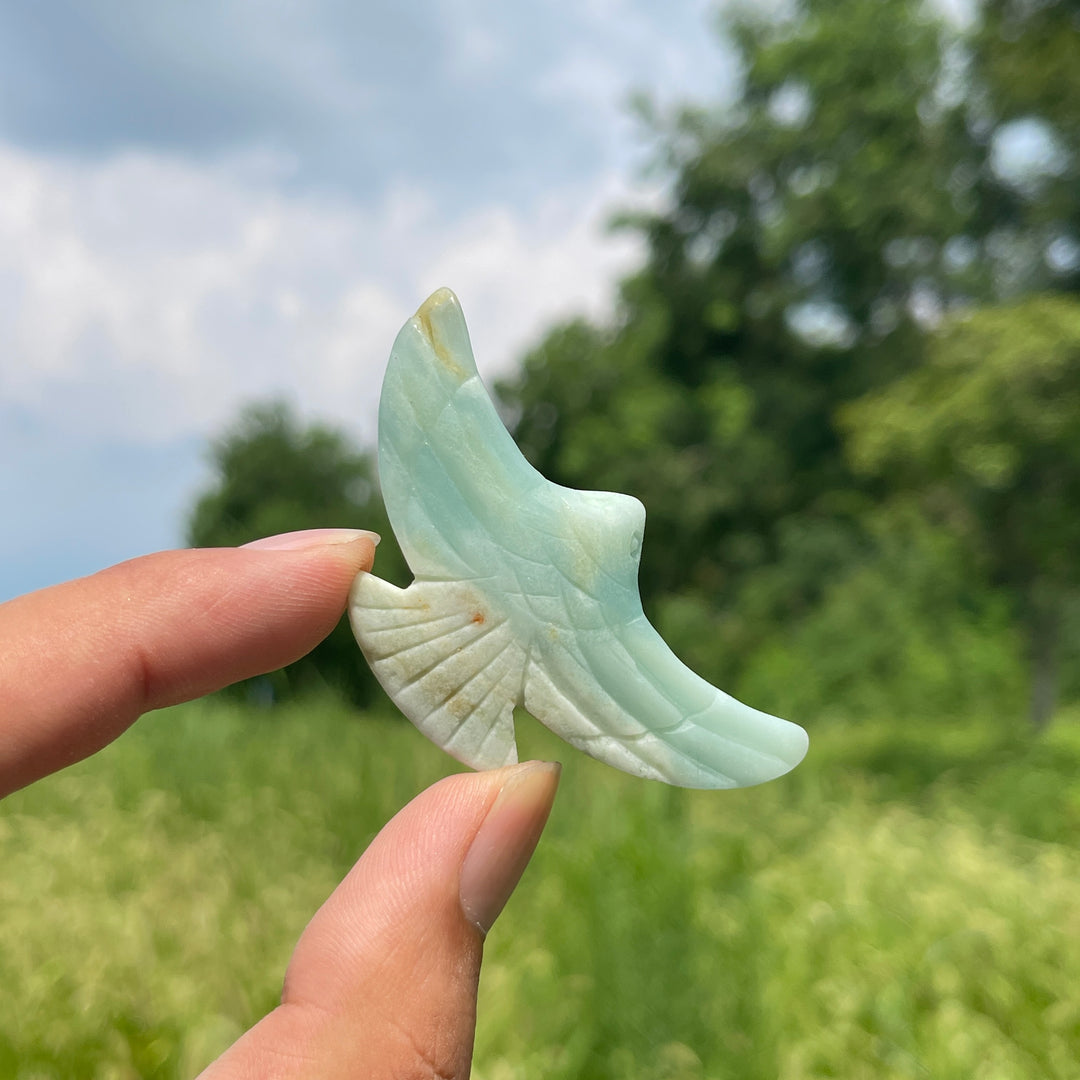 Natural Crystal Flying Eagle Carving