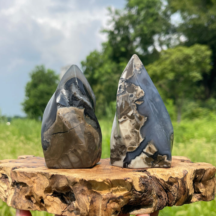 Unique,A Slightly Imperfect Natural Crystal Volcanic Agate Flame