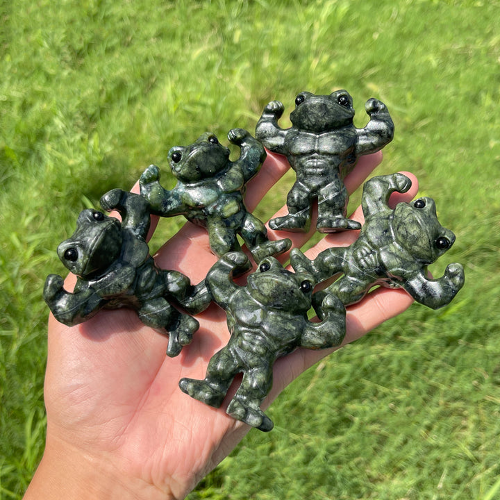 Natural Serpentine Bodybuilding Frog Carving