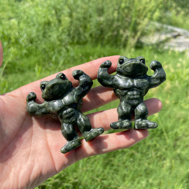 Natural Serpentine Bodybuilding Frog Carving