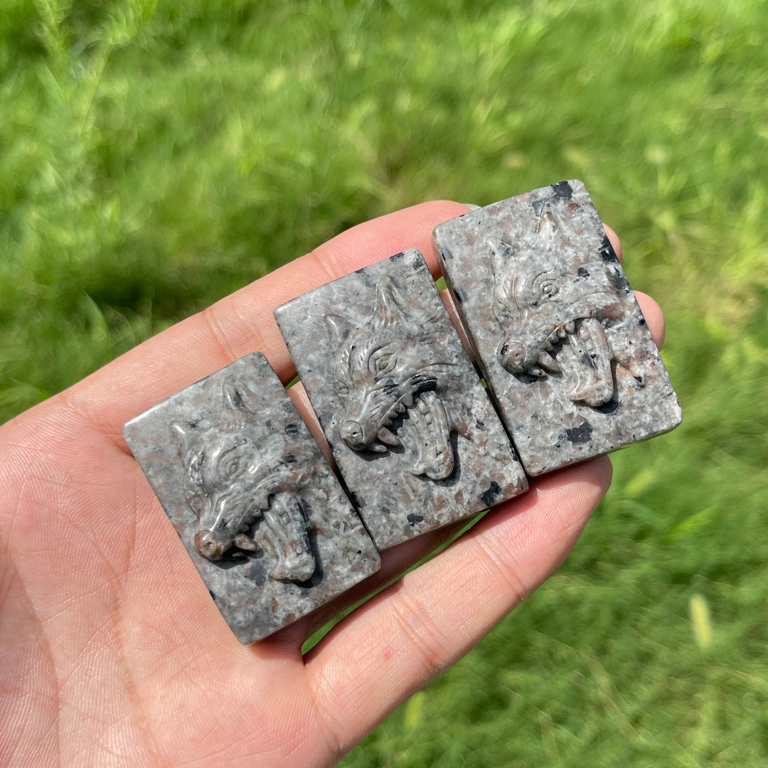 Natural Crystal Carving Yooperlite Wolf Head
