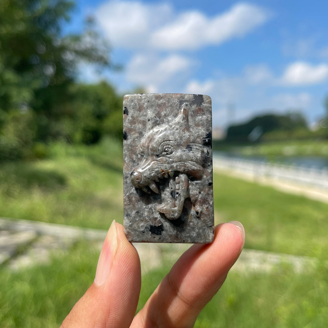 Natural Crystal Carving Yooperlite Wolf Head