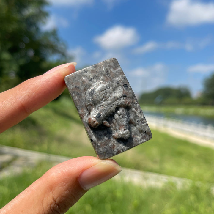 Natural Crystal Carving Yooperlite Wolf Head