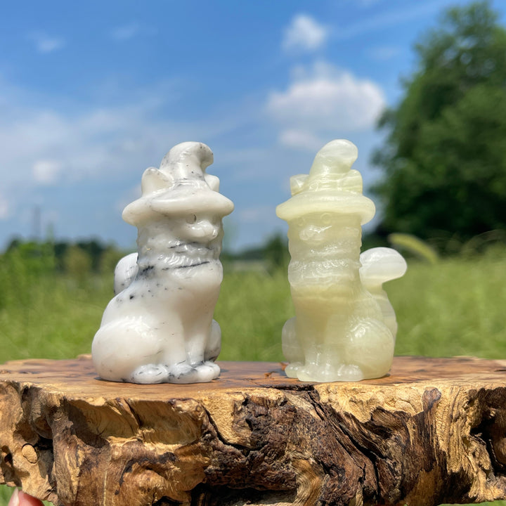 Natural Crystal Carving Seated Wizard Cat
