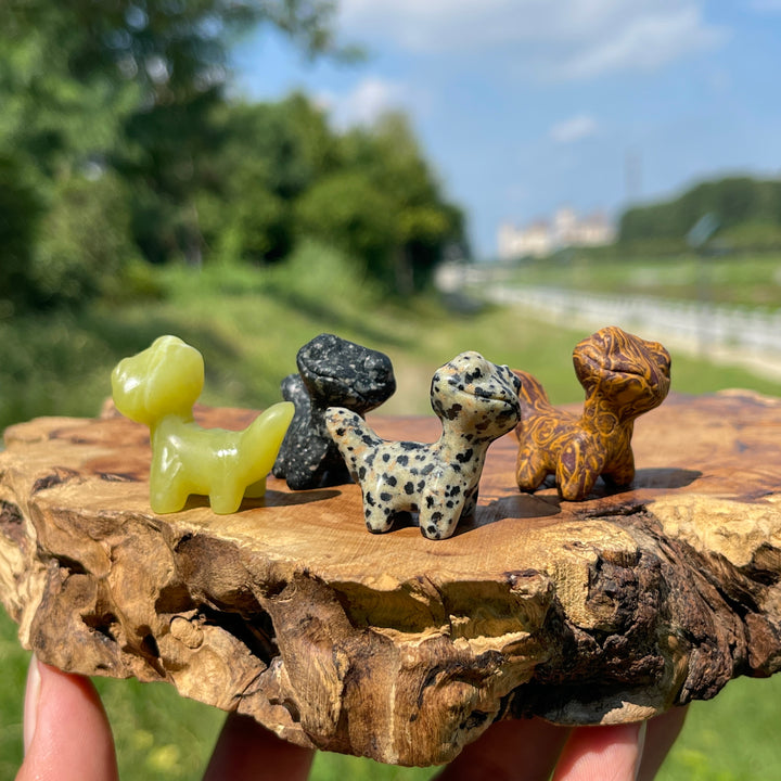 Natural Crystal Carving Mini Lizard