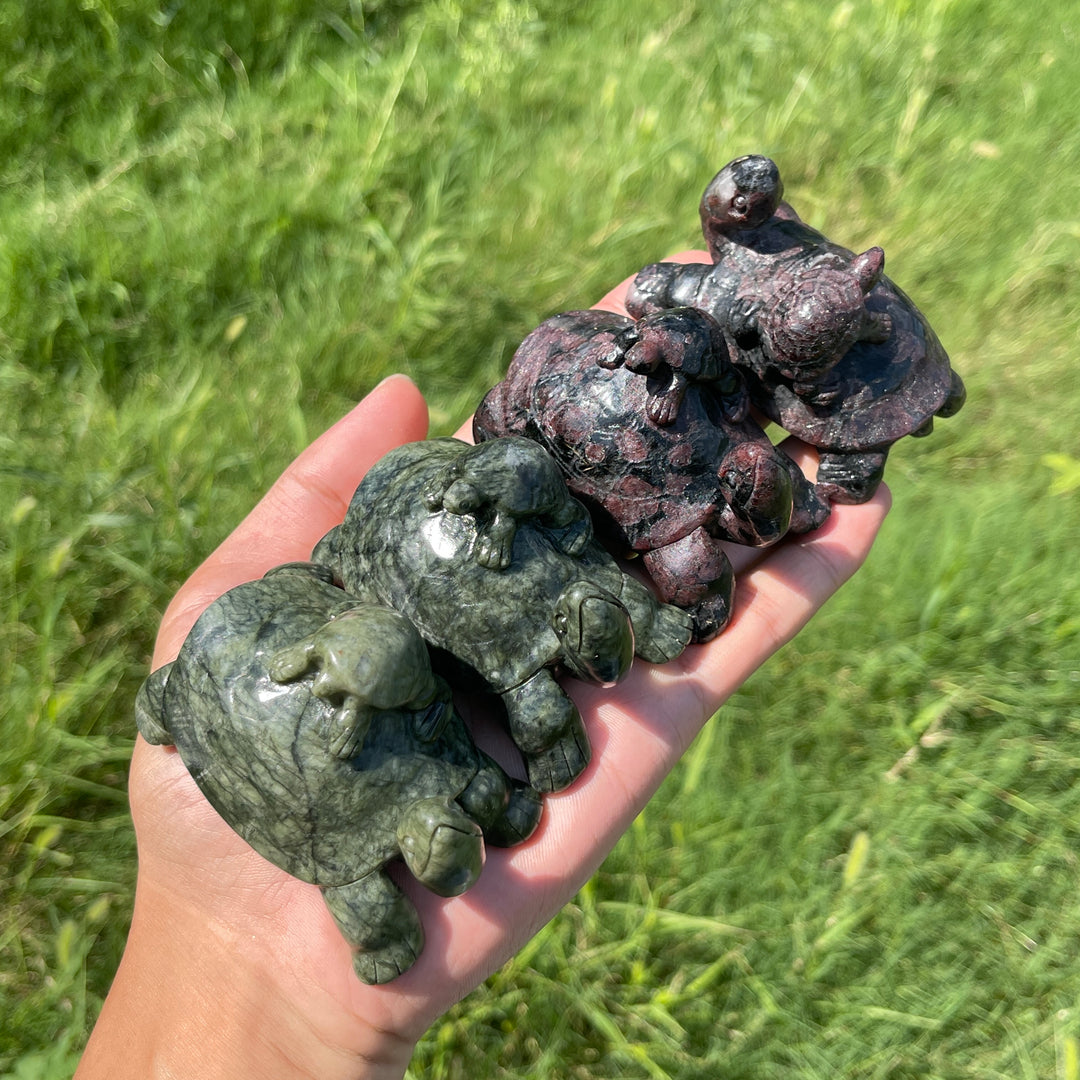 Natural Crystal Carving Mother With Baby Turtle