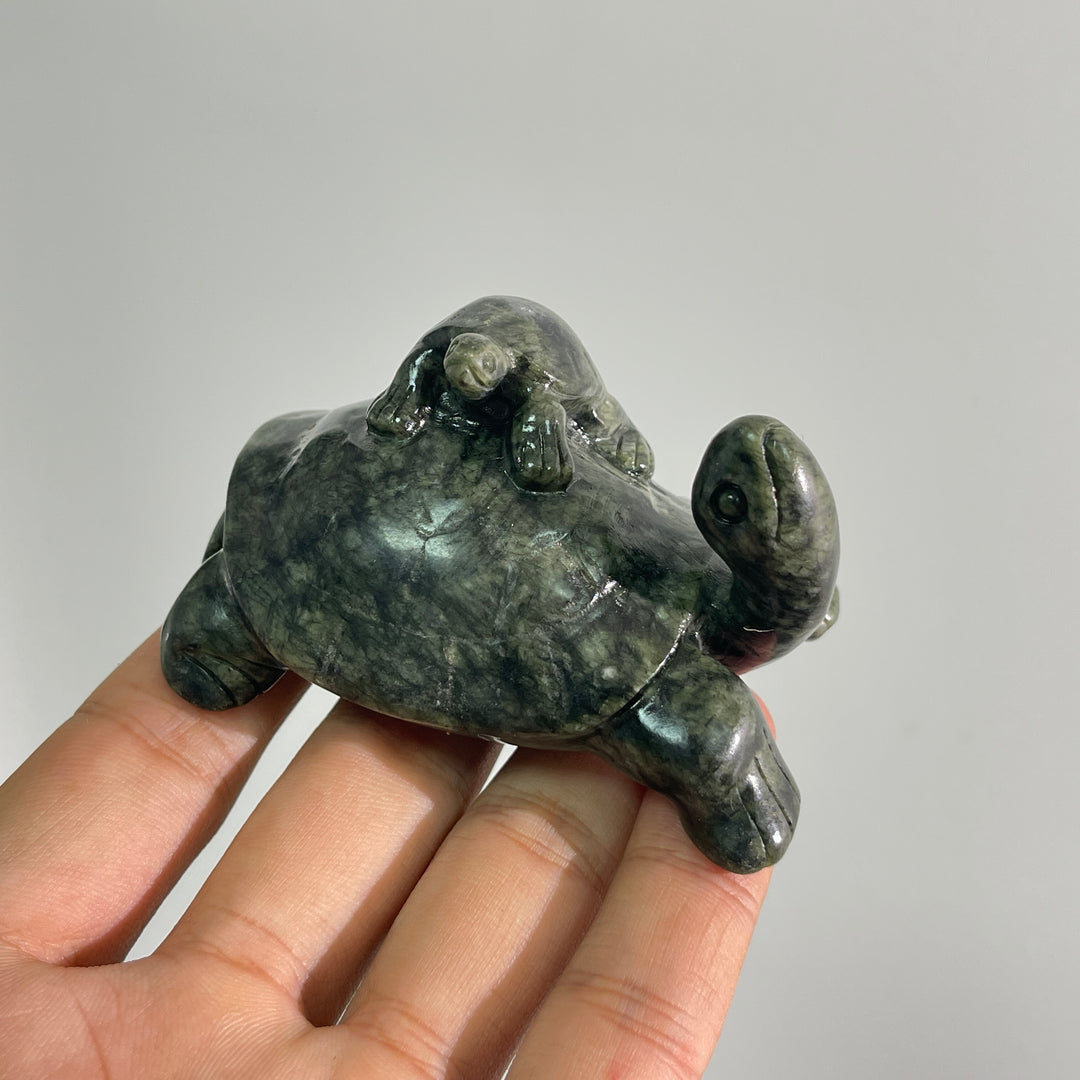 Natural Crystal Carving Mother With Baby Turtle