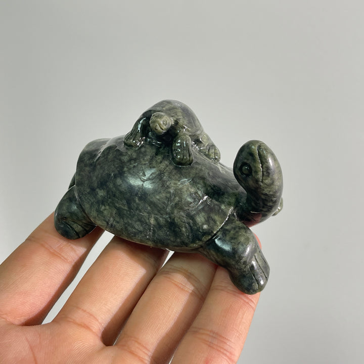Natural Crystal Carving Mother With Baby Turtle