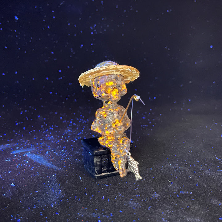Natural Crystal Straw Hat Skeleton Fisher