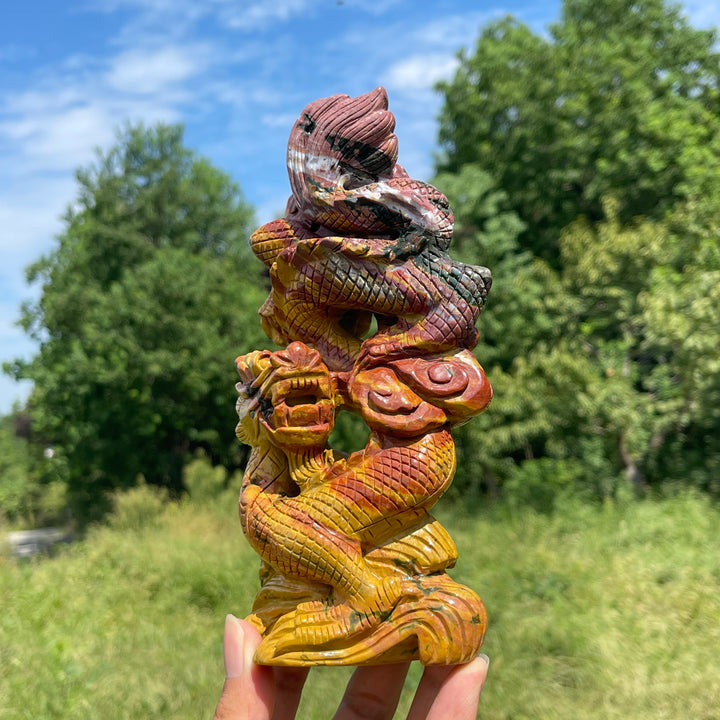 Unique,A Slightly Imperfect Natural Crystal Carving Coiled Chinese Dragon