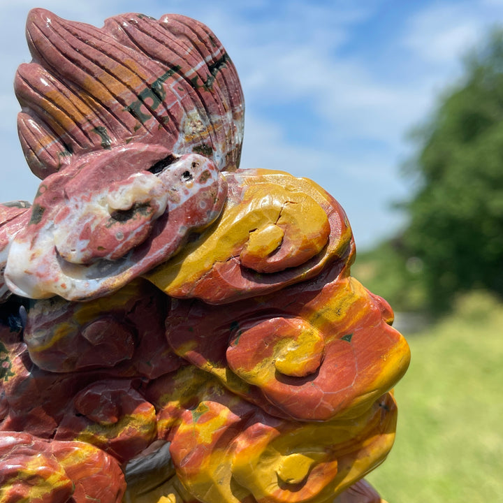 Unique,A Slightly Imperfect Natural Crystal Carving Coiled Chinese Dragon