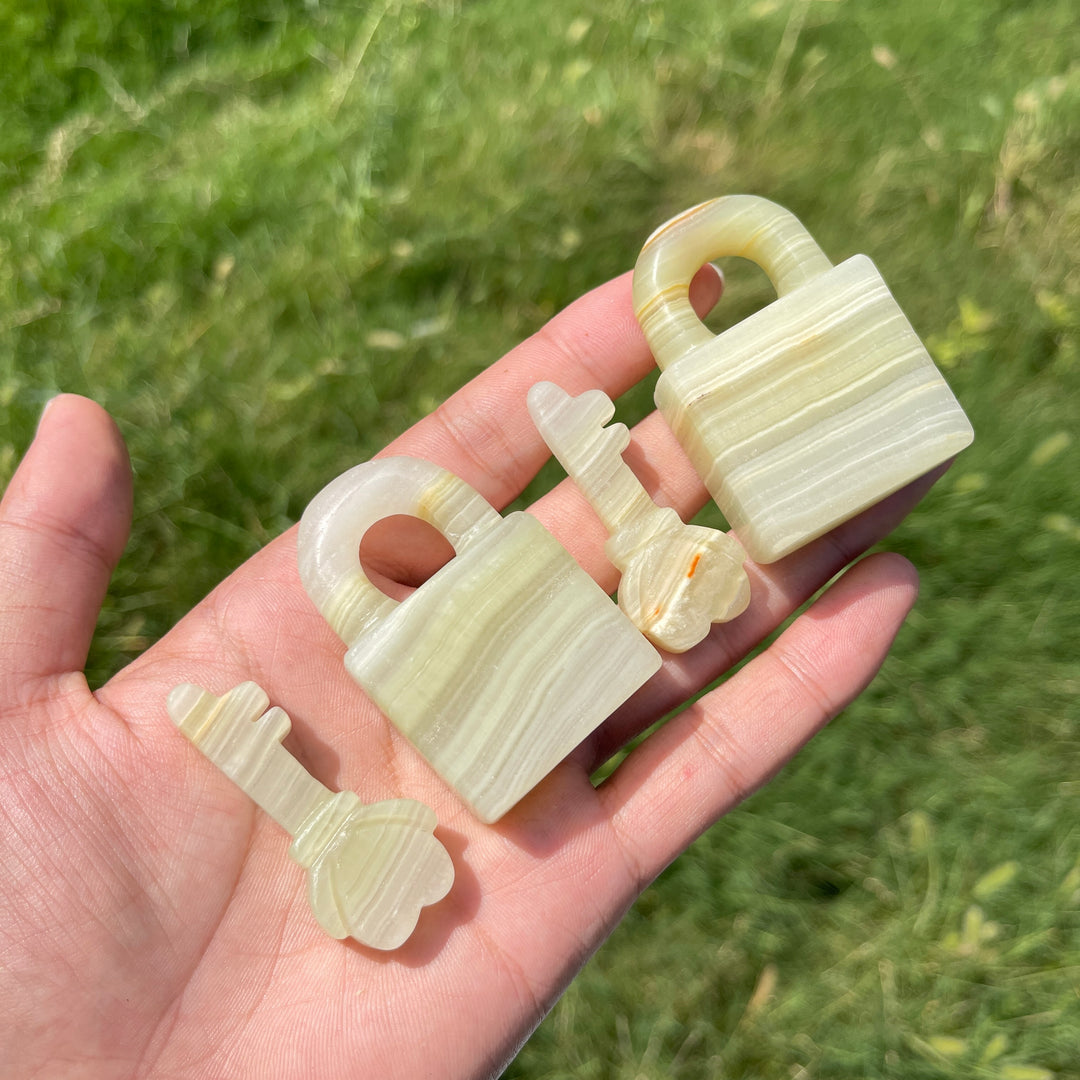 Natural Crystal Carving Lock And Key