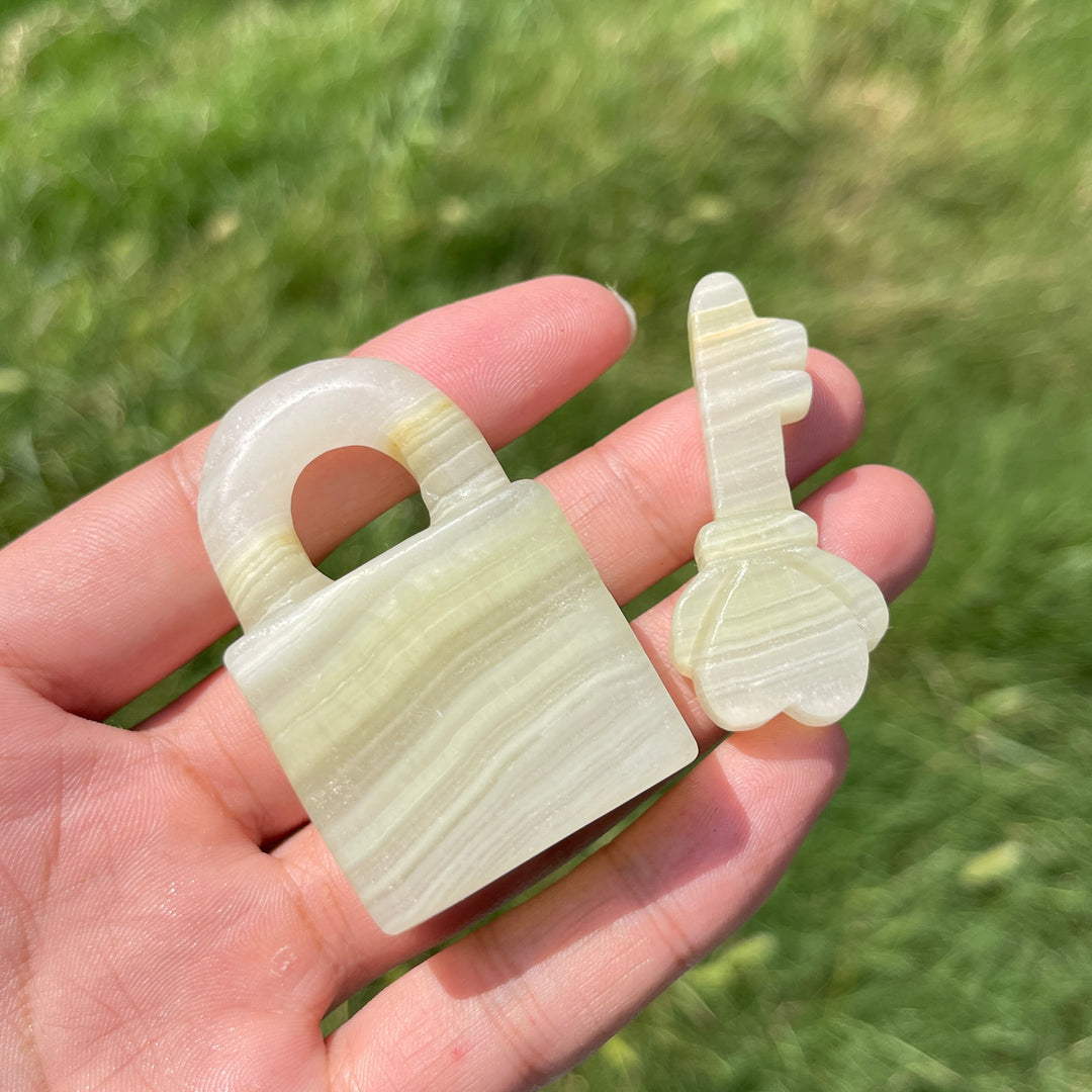 Natural Crystal Carving Lock And Key