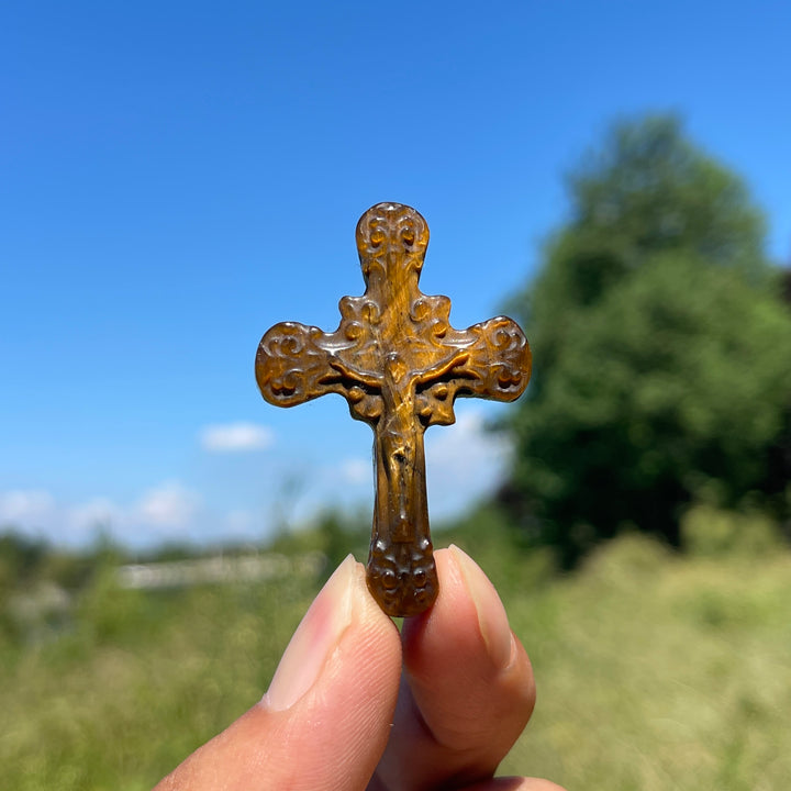 Natural Crystal Carving Handheld Cross