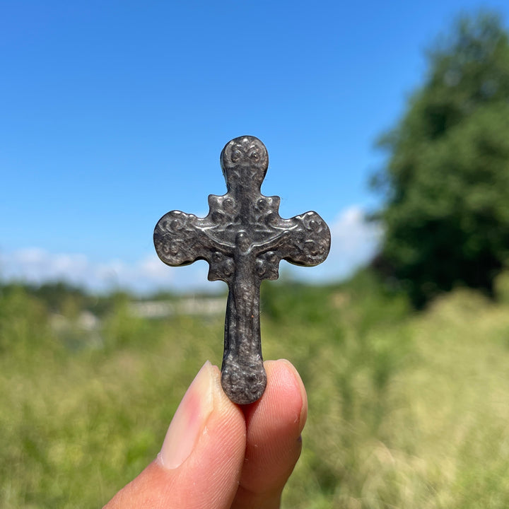 Natural Crystal Carving Handheld Cross