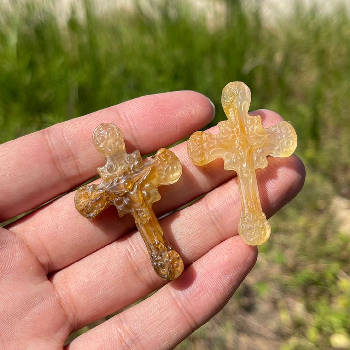 Natural Crystal Carving Handheld Cross