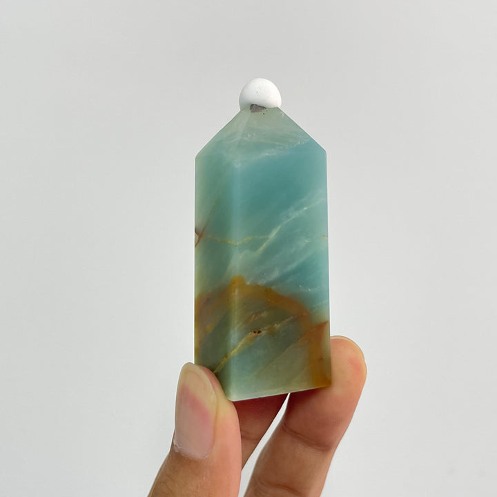Natural Crystal Blue Quartzite Short Point