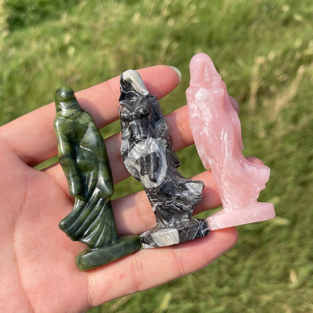 Natural Crystal Carving Hooded Ghost Lady