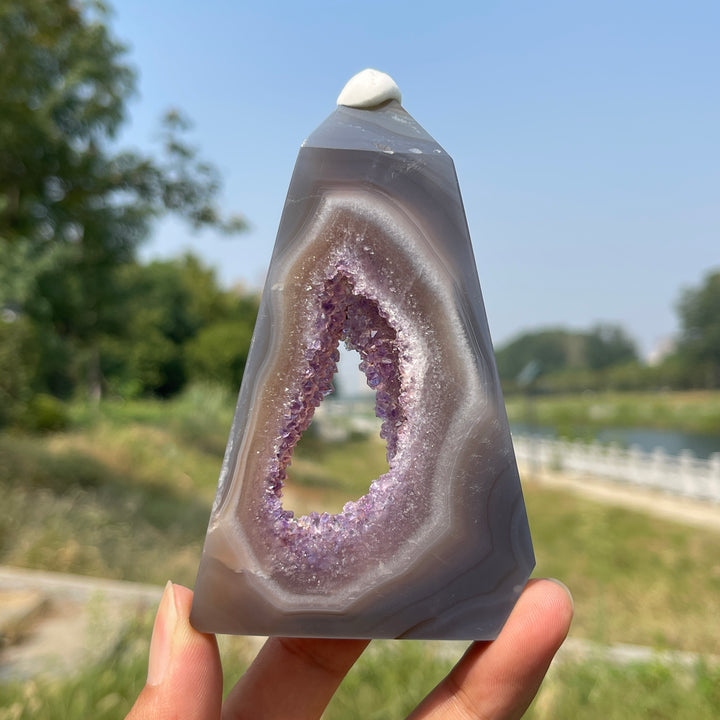 Unique,Natural Crystal Amethyst Agate Geode Point