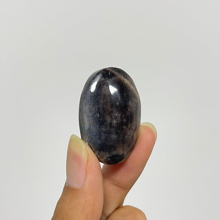 Natural Crystal Black Moonstone With Sunstone Palm Stone