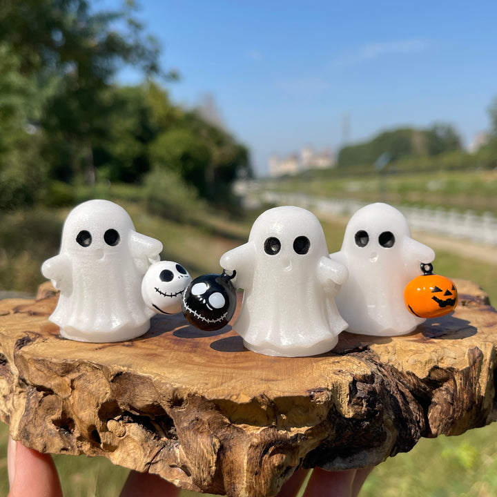 Natural Crystal Carving Cute Ghost With Halloween Bell
