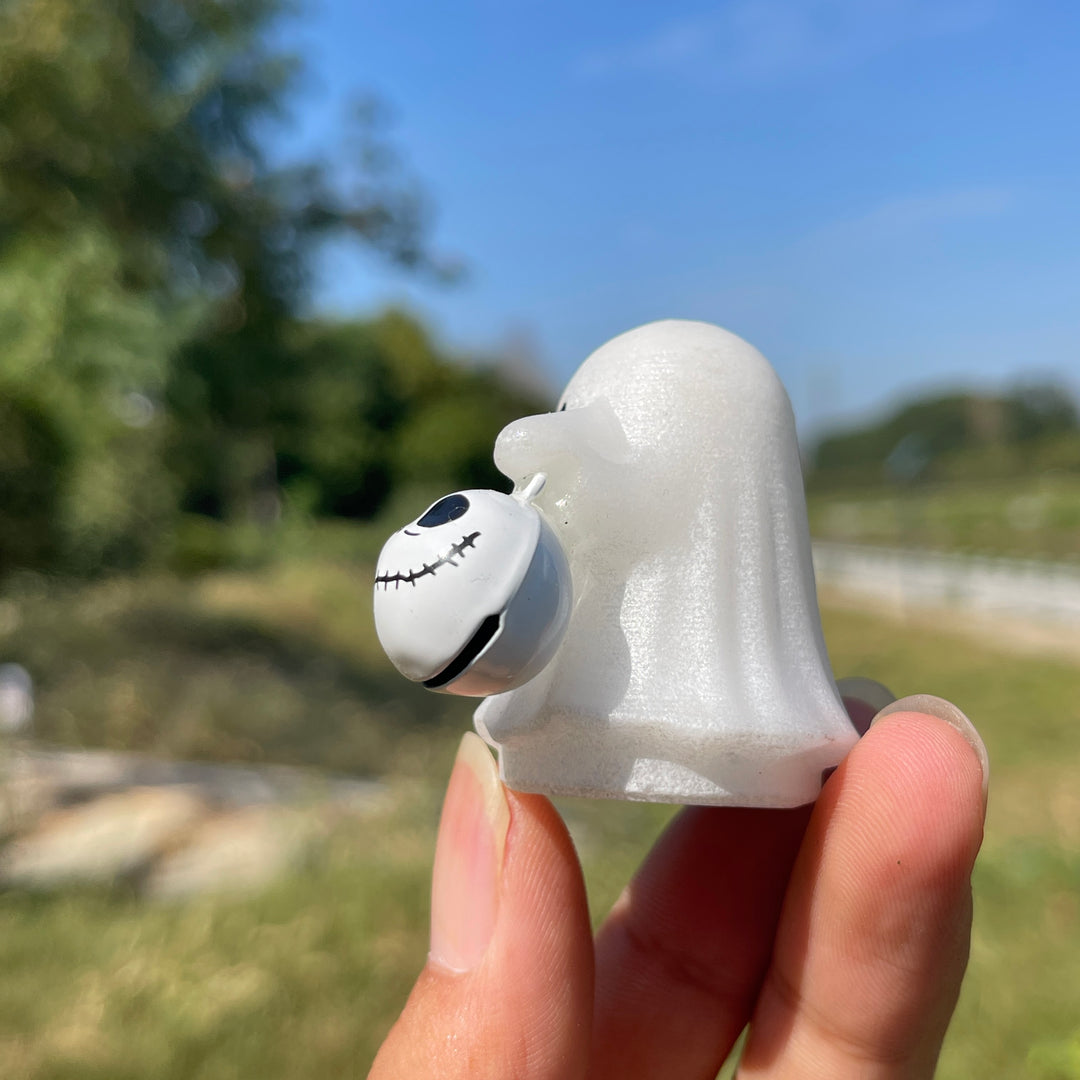 Natural Crystal Carving Cute Ghost With Halloween Bell