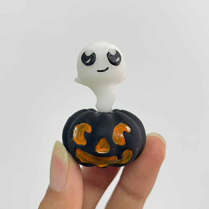 Natural Crystal Pumpkin Floating Ghost