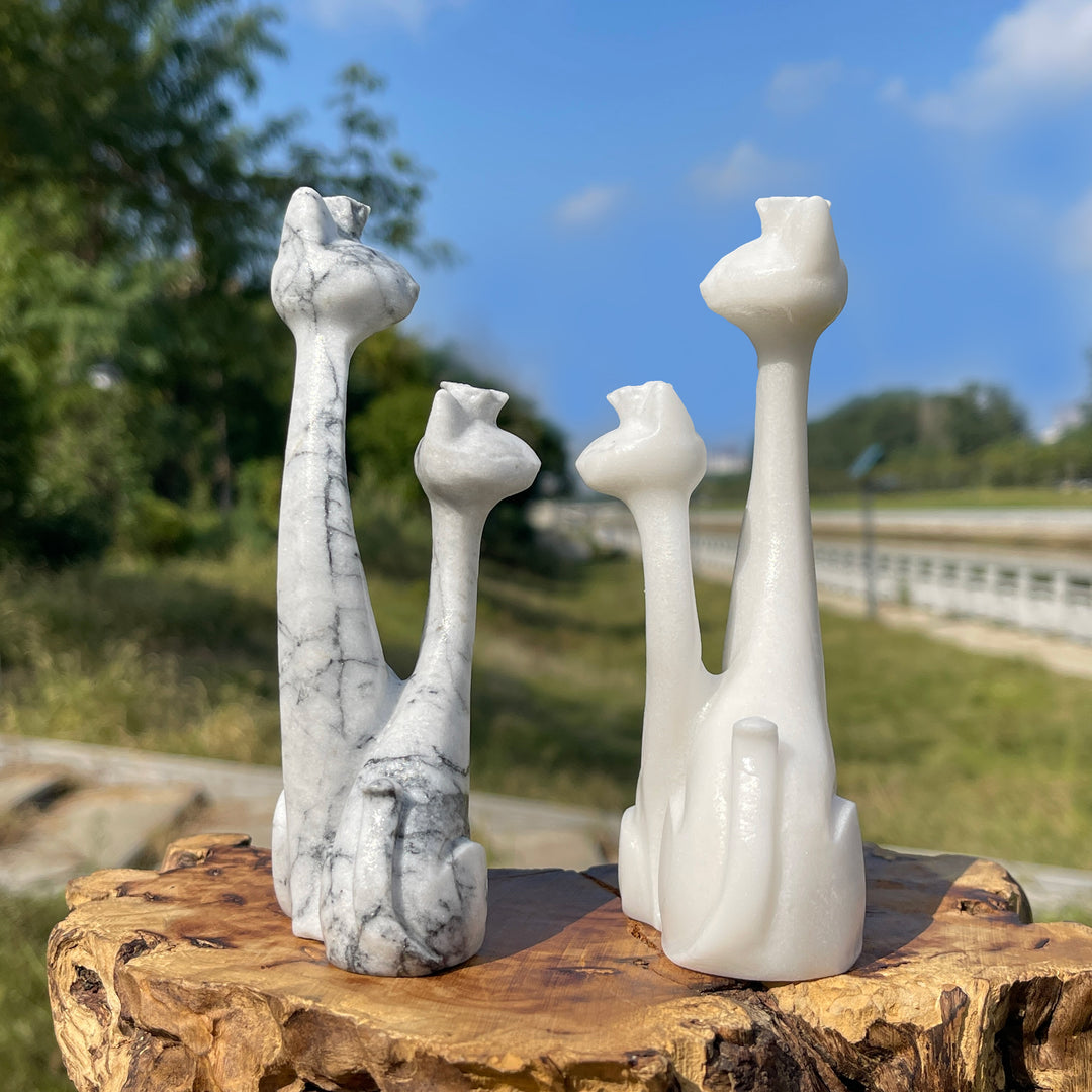 Natural Crystal Carving Elegant Entwined Twin Cat