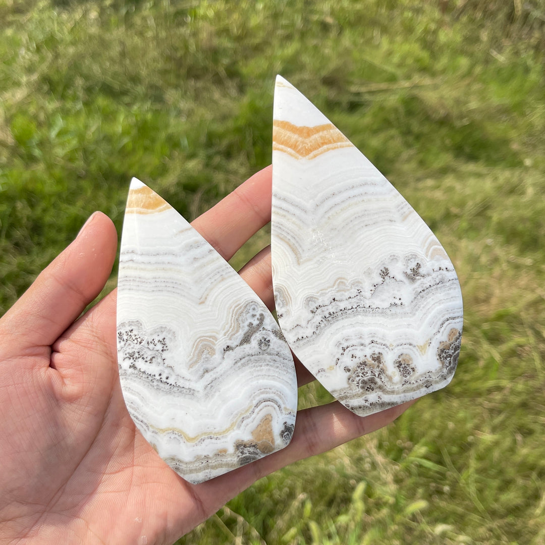 Natural Crystal Dendritic Calcite Teardrop