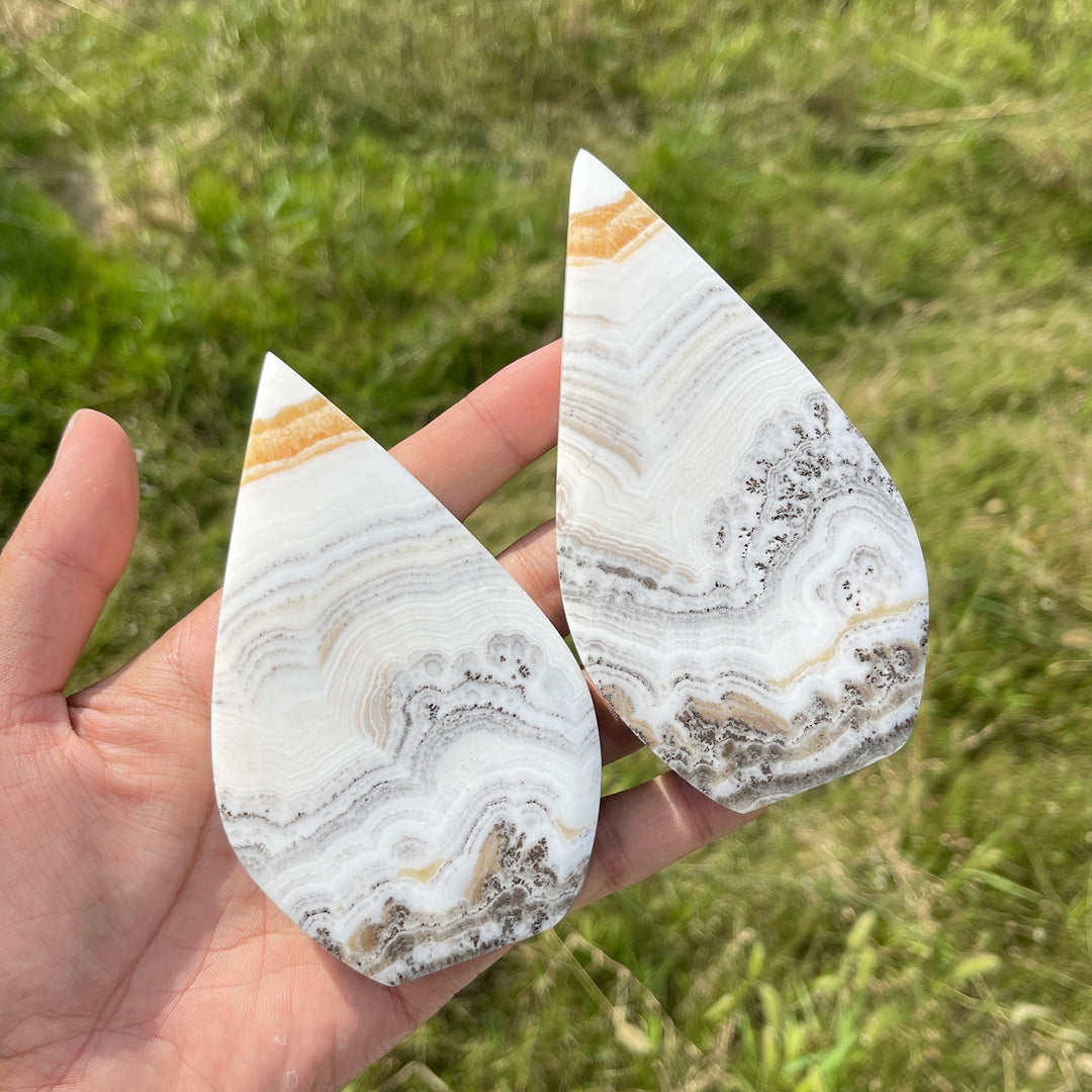 Natural Crystal Dendritic Calcite Teardrop