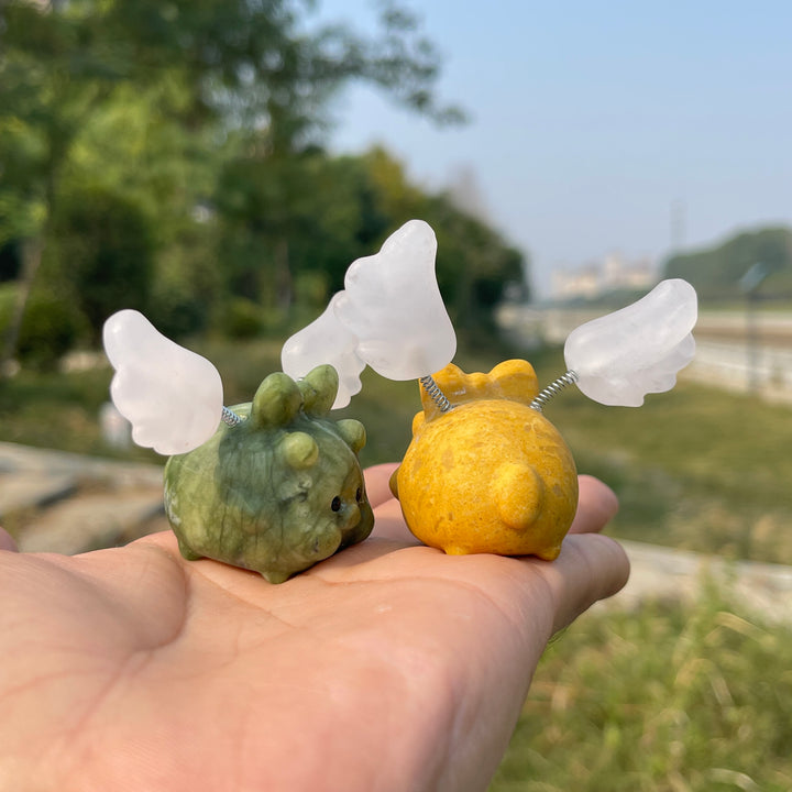 Natural Crystal Cute Wing Flying Pig