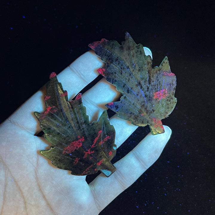 Natural Crystal Delicate Maple Leaf