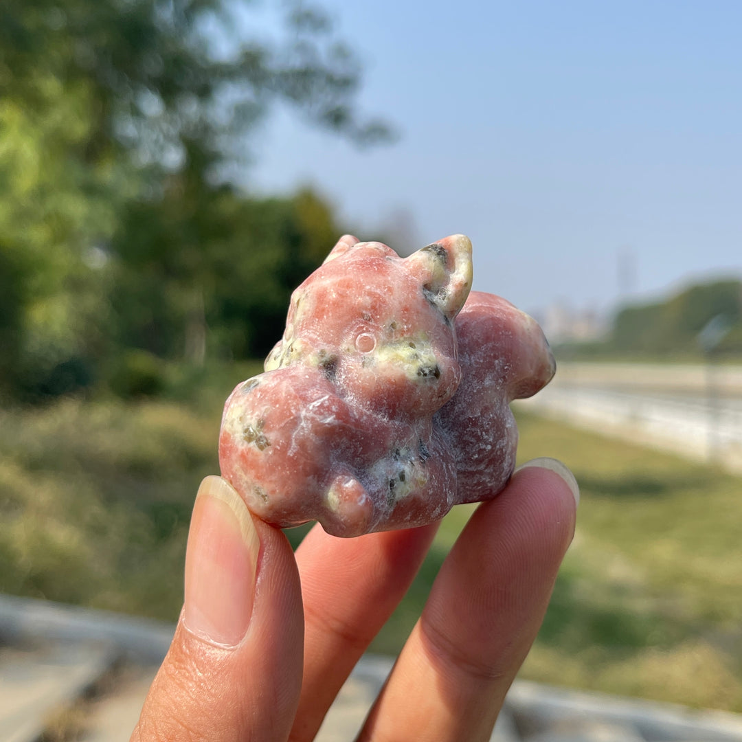 Natural Crystal Carving Cute Squirrel Holding Pinecone