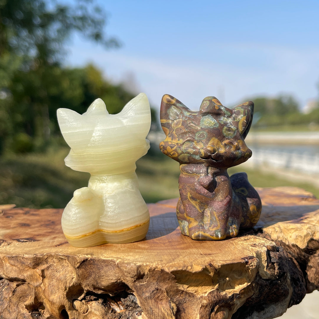 Natural Crystal Carving Smiling Fox