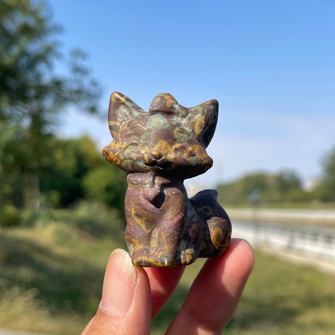 Natural Crystal Carving Smiling Fox