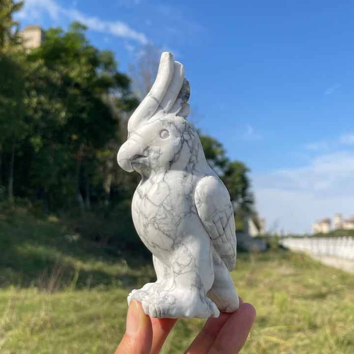 Unique,A Slightly Imperfect Natural Crystal Carving Howlite Parrot