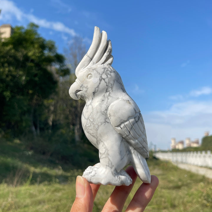 Unique,A Slightly Imperfect Natural Crystal Carving Howlite Parrot